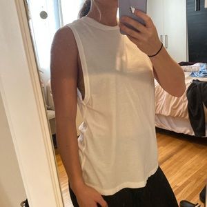 Lululemon Muscle Tee